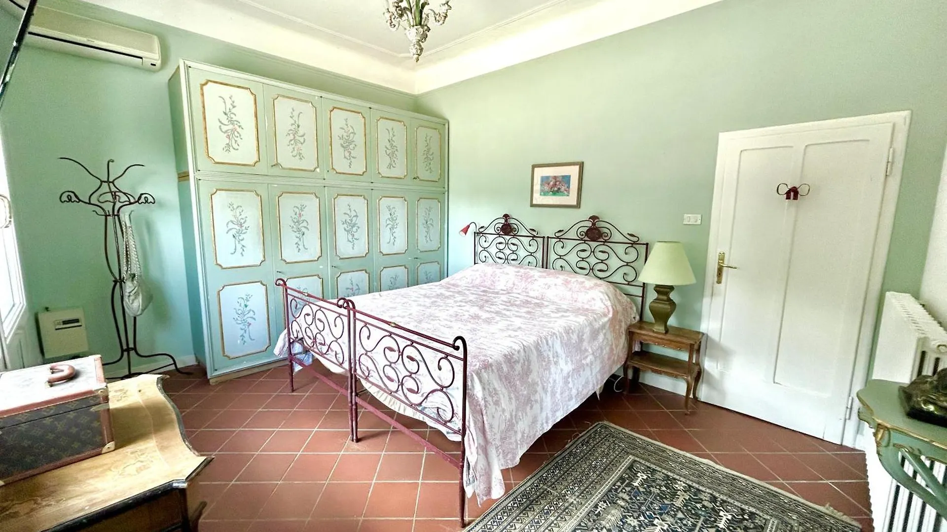 Guest house Villa Degli Olmi Castel San Pietro Terme Italy